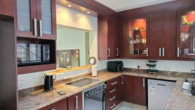Townhouse For Rent in River Club, Sandton